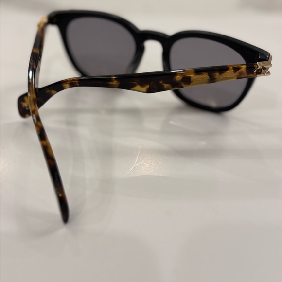 RAG & BONE
Men's Black Square Sunglasses - Picture 7 of 10